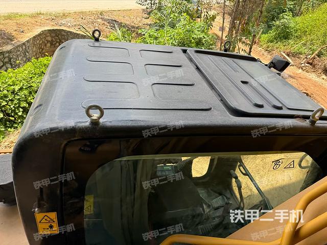 气门室盖螺丝特写（上车部件）