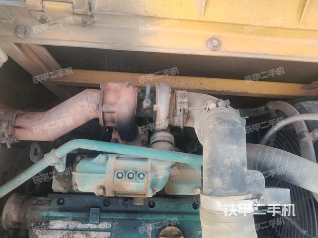 增压器特写(上车部件) 增压器特写(上车部件)