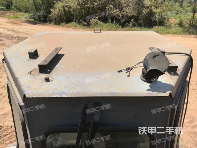 驾驶室外顶部全景（推土机驾驶室）