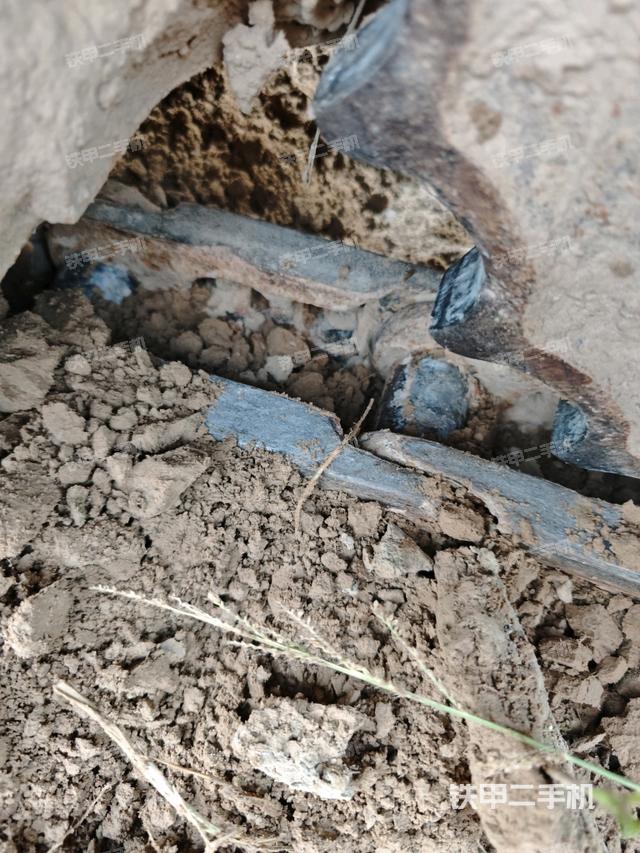 左导向轮（行走机构）