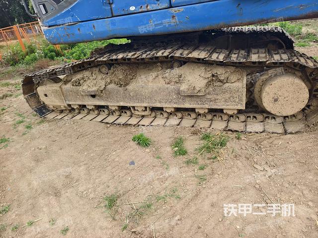 左侧履带整体 (行走机构) 左侧履带整体 (行走机构)