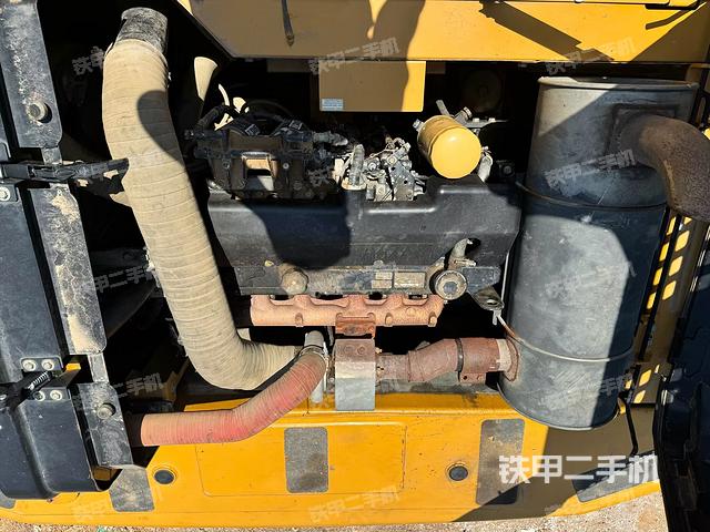 增压器特写(上车部件) 增压器特写(上车部件)