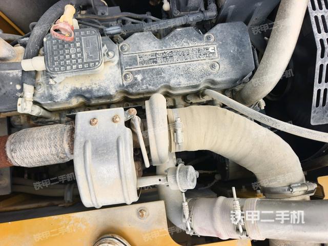 增压器特写(上车部件) 增压器特写(上车部件)