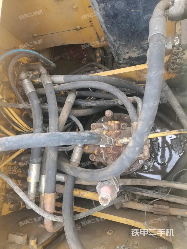 回转马达(上车部件) 回转马达(上车部件)