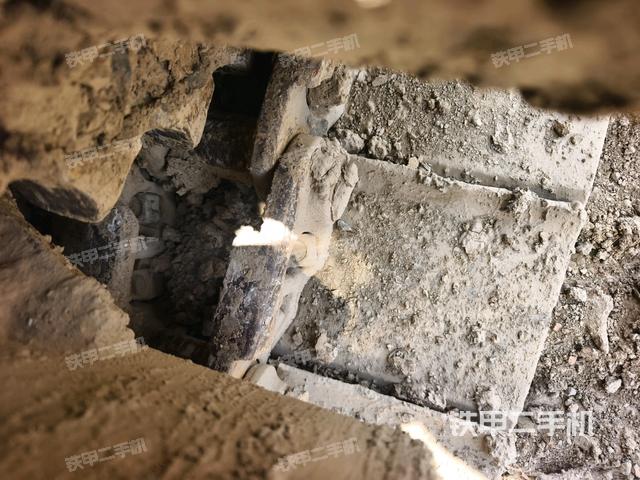 右托链轮+链筋(行走机构) 右托链轮+链筋(行走机构)