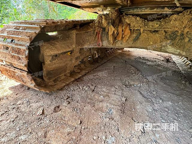 右侧行走马达盖板（行走机构）