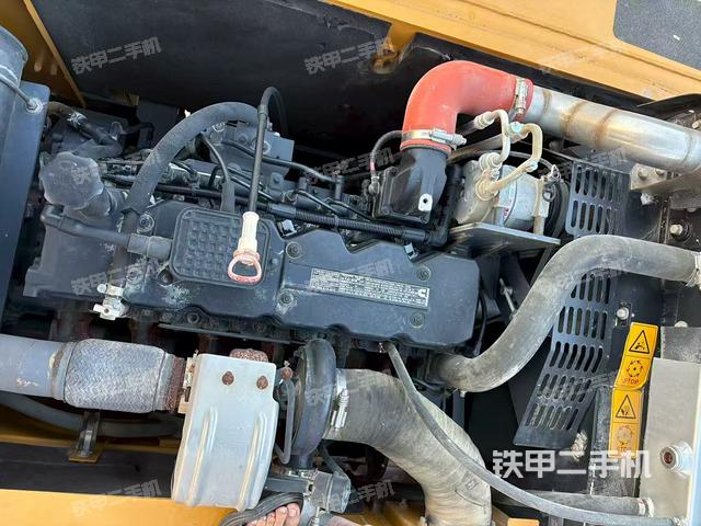 发动机整体俯视（整机外观）