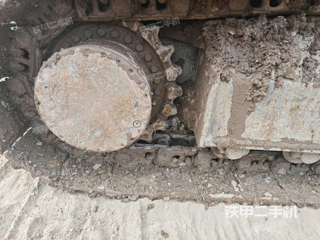 左驅(qū)動(dòng)輪（行走機(jī)構(gòu)）