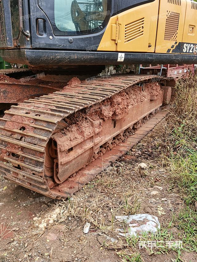 單側履帶整體(整機外觀) 單側履帶整體(整機外觀)