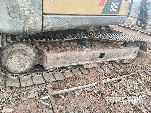 發(fā)動(dòng)機(jī)整體俯視(整機(jī)外觀) 發(fā)動(dòng)機(jī)整體俯視(整機(jī)外觀)