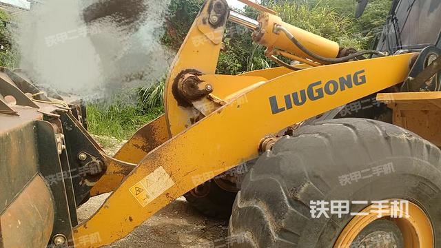 工作装置整体（整机外观及大件）