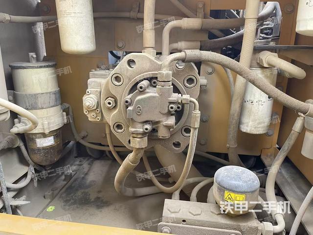 液压泵室（大件舱室）