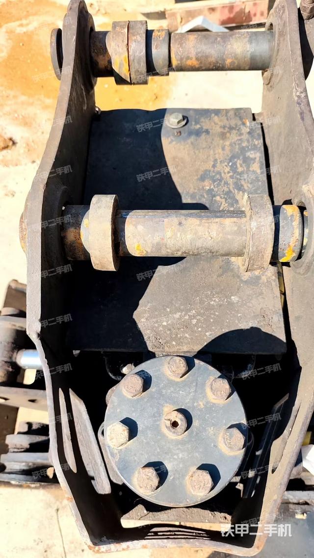 小臂整體左后（工作和回轉(zhuǎn)裝置）