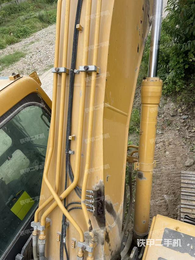 大臂根部 斜视（工作和回转装置）