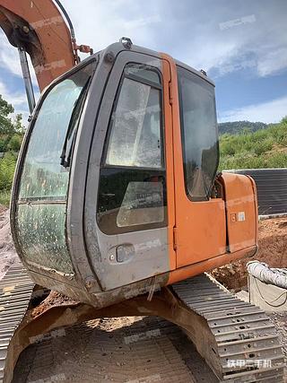 日立ZX70挖掘机实拍图片
