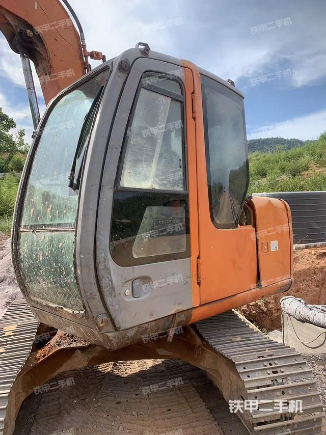 日立ZX70挖掘機