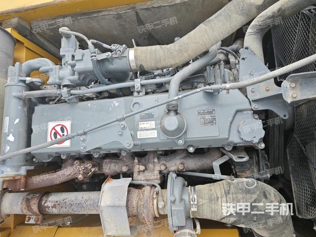 氣門室蓋螺絲特寫（上車部件）