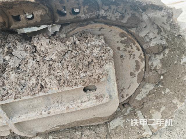 左導(dǎo)向輪（行走機(jī)構(gòu)）