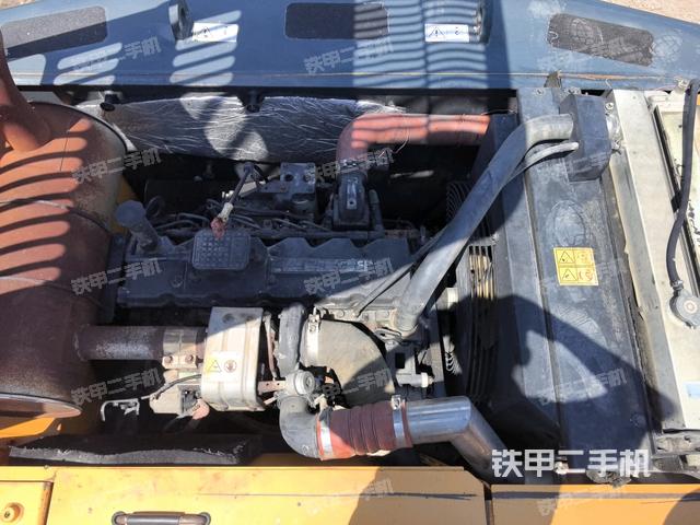 发动机整体俯视(整机外观) 发动机整体俯视(整机外观)