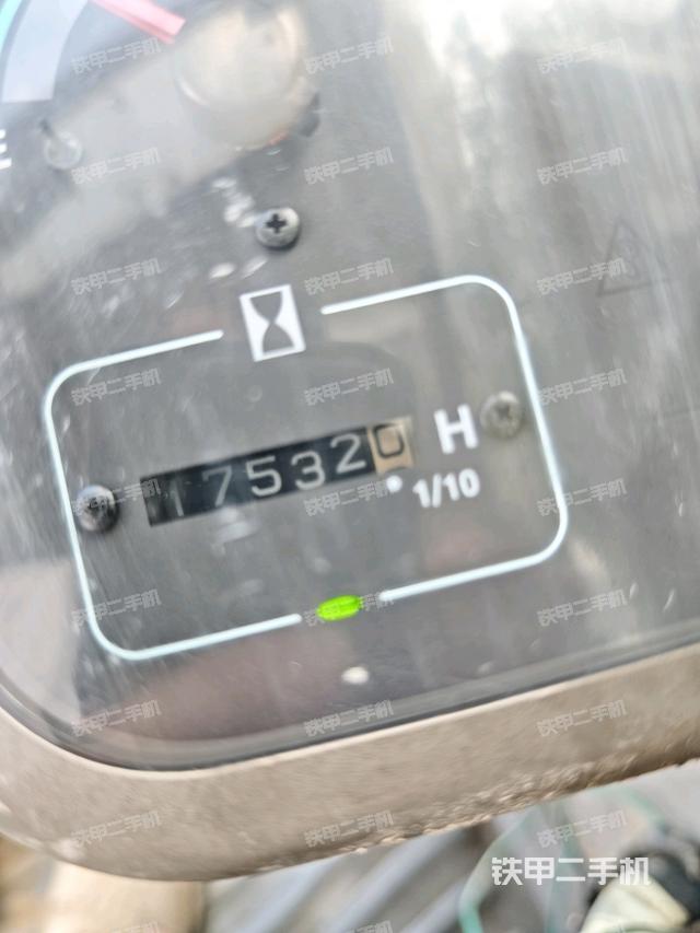 座椅后部（驾驶室部分）