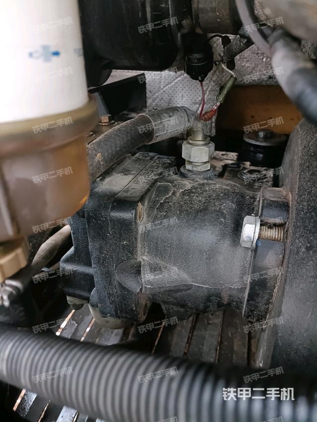 液压泵室（大件舱室）