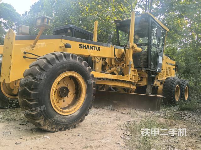 山推SG18-3平地机