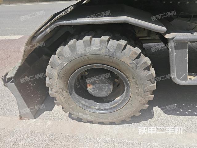 左驅動輪（行走機構）