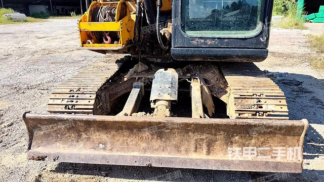 轉(zhuǎn)盤和下車架正前（工作和回轉(zhuǎn)裝置）