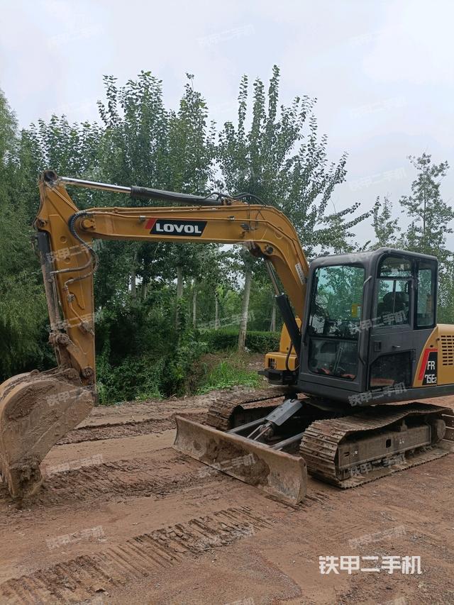 雷沃重工FR75E2高原机挖掘机