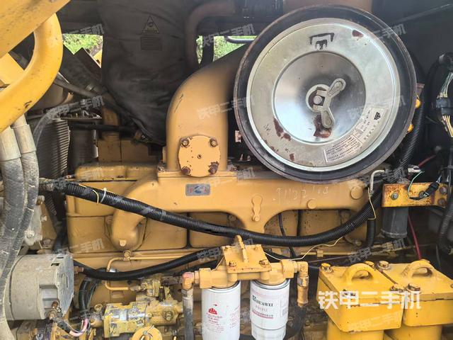 發(fā)動(dòng)機(jī)(設(shè)備外觀(guān)及核心部件) 發(fā)動(dòng)機(jī)(設(shè)備外觀(guān)及核心部件)