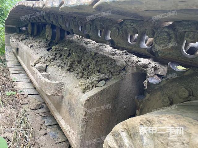 左侧履带整体 （行走机构）