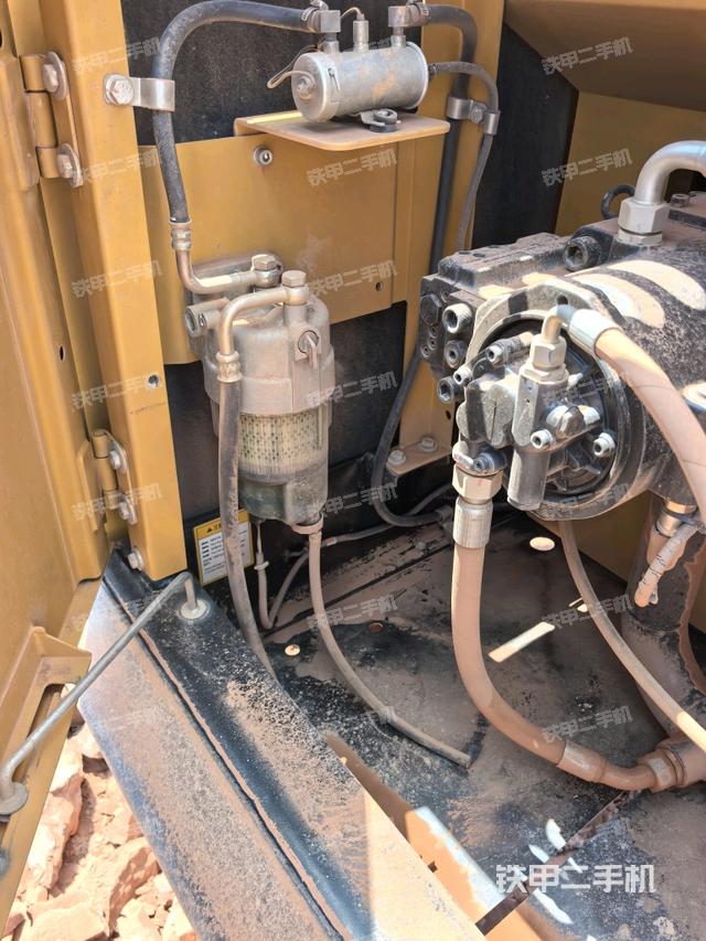 液壓泵室（大件艙室）