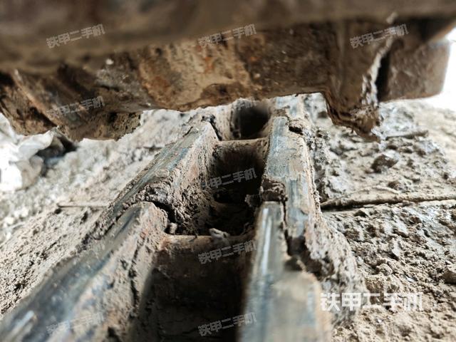 左驱动轮（行走机构）