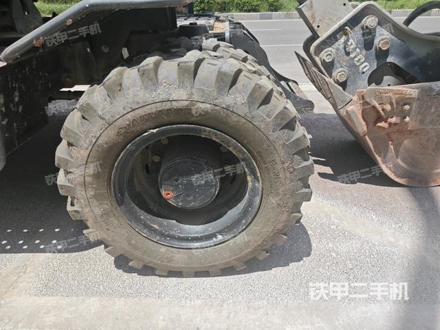 左導向輪（行走機構）