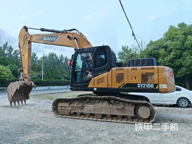 三一重工SY200C挖掘机