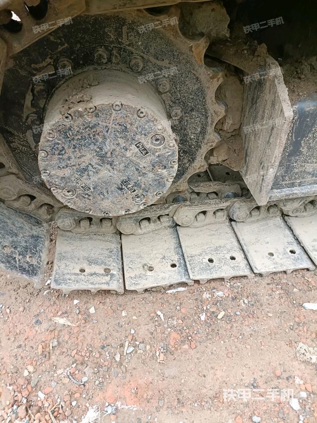 右驅(qū)動(dòng)輪（行走機(jī)構(gòu)）