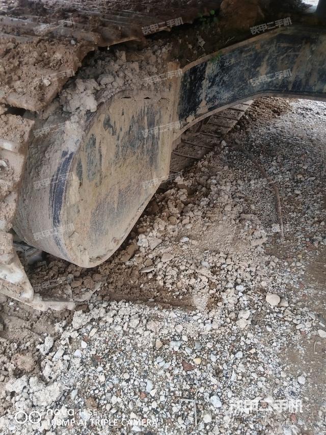 左侧行走马达盖板(行走机构) 左侧行走马达盖板(行走机构)