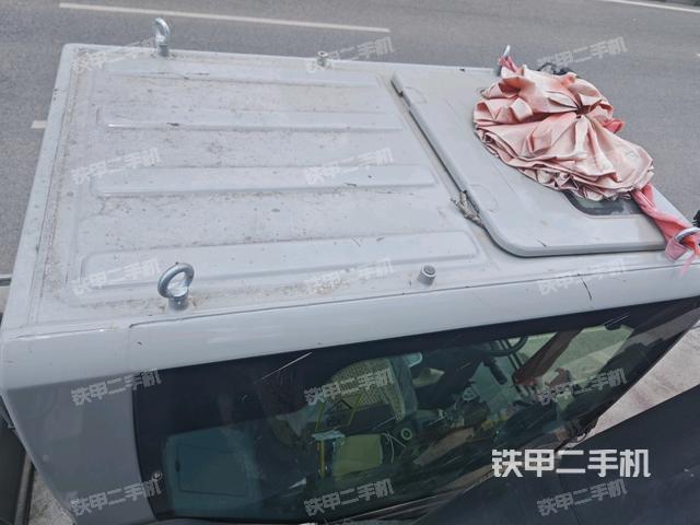 駕駛室頂部俯視（上車部件）