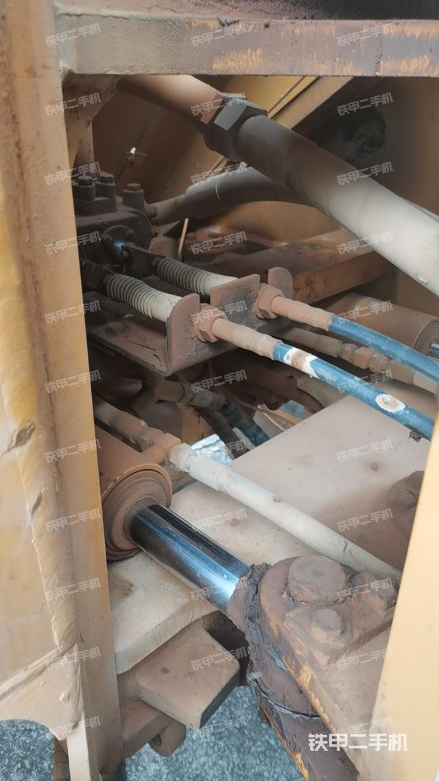 駕駛室操作臺(tái)（整機(jī)外觀及大件）