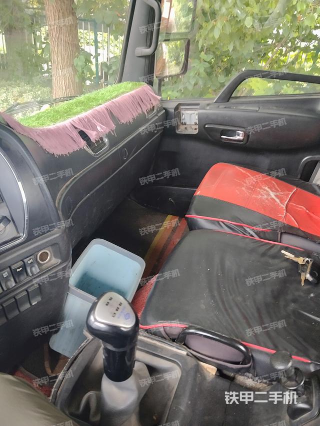 整机左侧(设备外观及核心部件) 整机左侧(设备外观及核心部件)