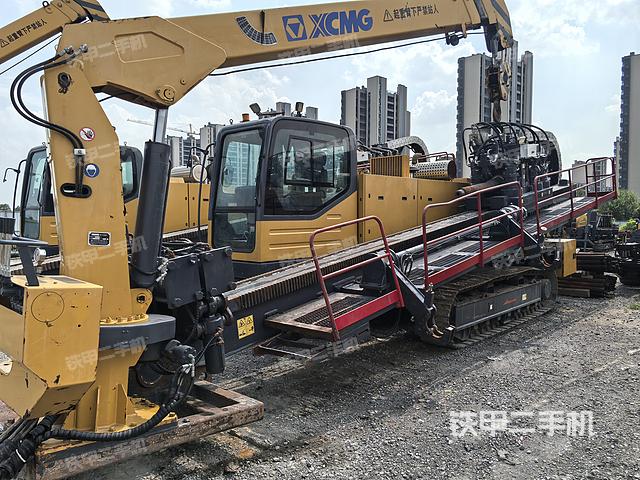 整機(jī)右側(cè)(設(shè)備外觀及核心部件) 整機(jī)右側(cè)(設(shè)備外觀及核心部件)