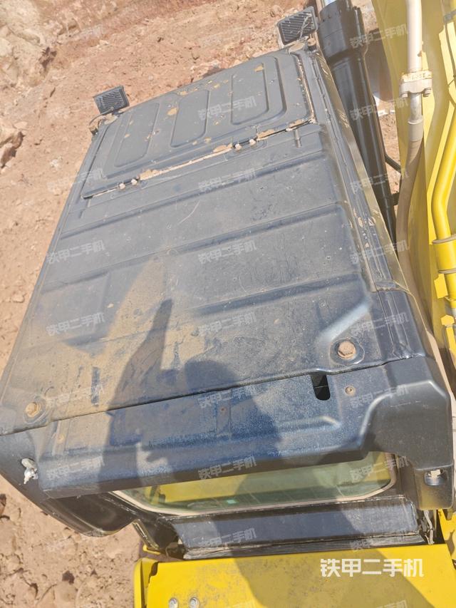 驾驶室顶部俯视(上车部件) 驾驶室顶部俯视(上车部件)