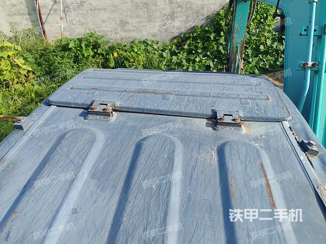 駕駛室頂部（整機(jī)外觀）