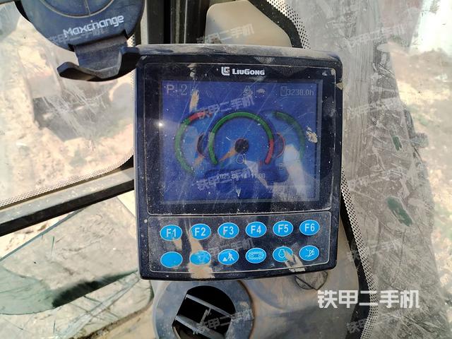 顯示屏?(駕駛室部分) 顯示屏?(駕駛室部分)