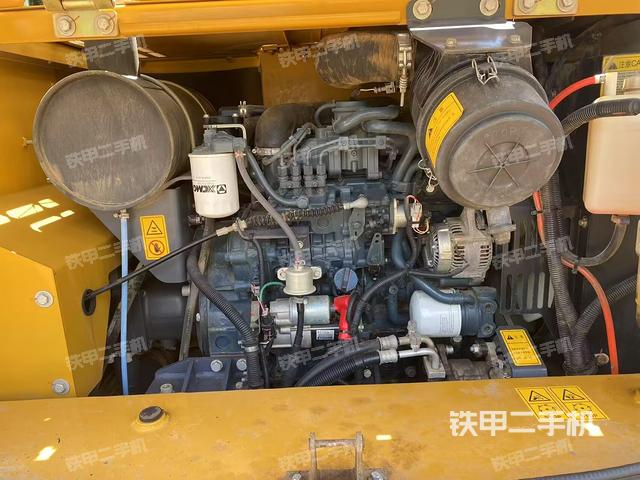 发动机整体俯视（整机外观）