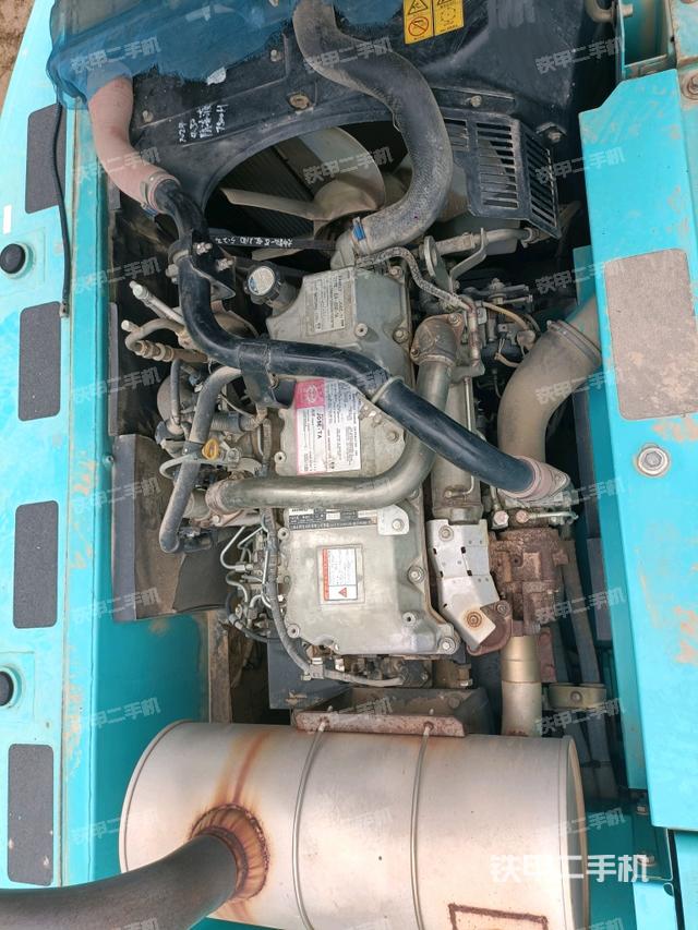 發(fā)動(dòng)機(jī)整體俯視(整機(jī)外觀) 發(fā)動(dòng)機(jī)整體俯視(整機(jī)外觀)