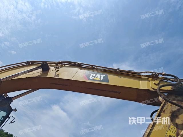 大臂整体 右侧(工作和回转装置) 大臂整体 右侧(工作和回转装置)