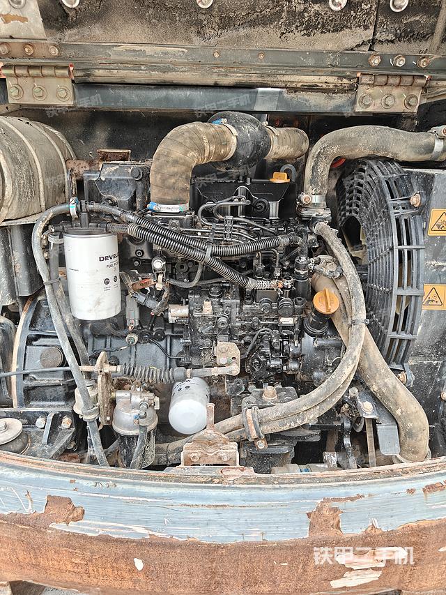 發(fā)動(dòng)機(jī)整體俯視（整機(jī)外觀）