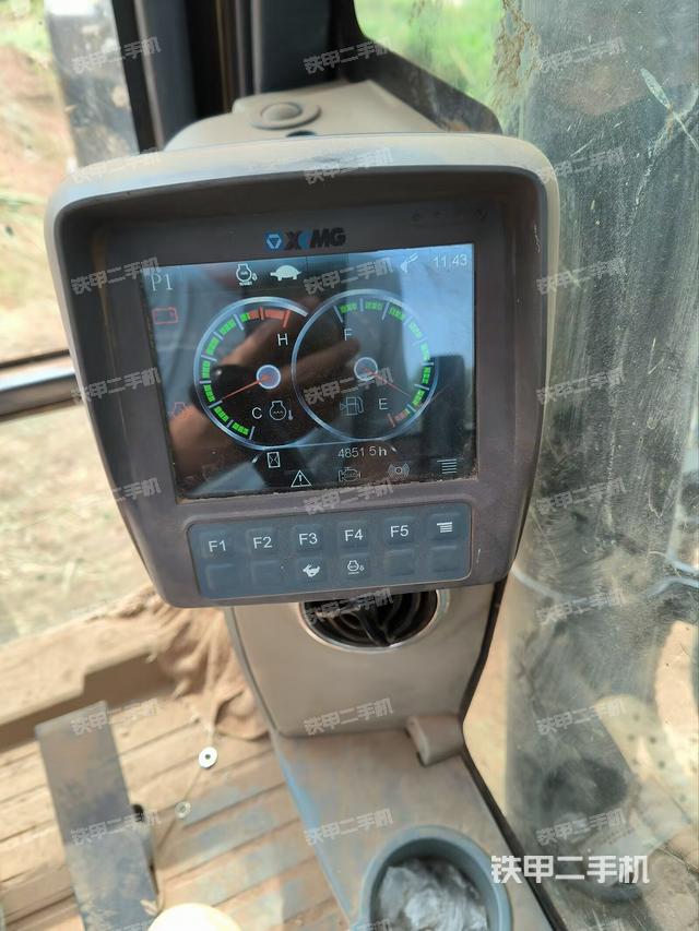 显示屏 （驾驶室部分）