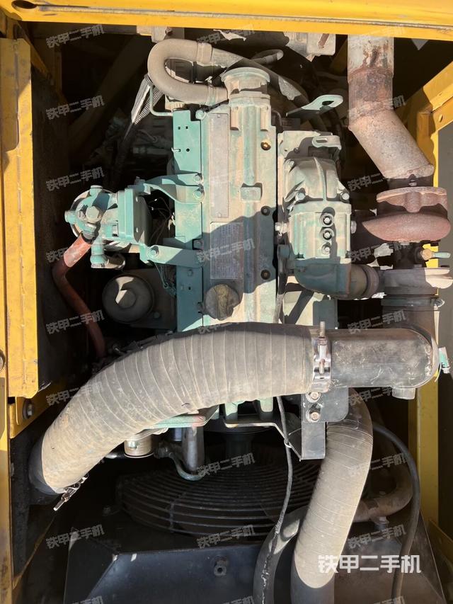 發(fā)動(dòng)機(jī)整體俯視（整機(jī)外觀）